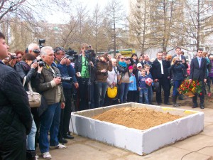 Фото: Открытие мемориальной доски Валерию Иванову — Портал «НеСлухи.рф» (nesluhi.info) 101_03031