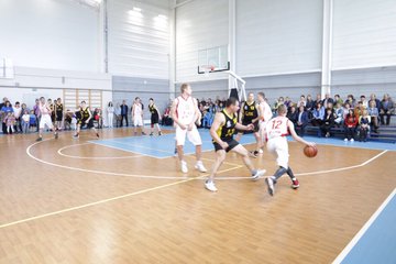 Фото: Вопреки Меркушкину. В селе Савруха открыли ФОК — Портал «НеСлухи.рф» (nesluhi.info) Вопреки Меркушкину. В селе Савруха открыли ФОК — Портал «НеСлухи.рф» (nesluhi.info)