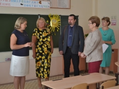 Депутаты Самарской губернской думы побывали в тольяттинских школах