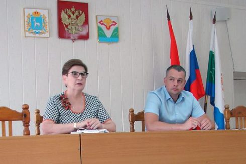 Фото: Медведев обошелся без Кузьмичевой: в Ягодном в 2022 году появится новая школа — Портал «НеСлухи.рф» (nesluhi.info) Медведев обошелся без Кузьмичевой: в Ягодном в 2022 году появится новая школа — Портал «НеСлухи.рф» (nesluhi.info)