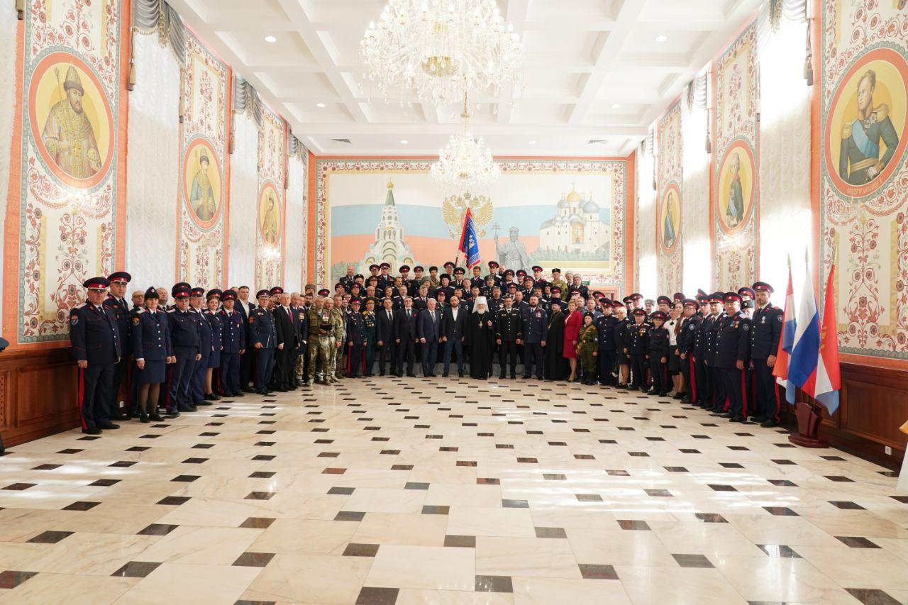 Фото: Вячеслав Федорищев принял участие в Большом войсковом круге Волжского войскового казачьего общества — Портал «НеСлухи.рф» (nesluhi.info) Вячеслав Федорищев принял участие в Большом войсковом круге Волжского войскового казачьего общества — Портал «НеСлухи.рф» (nesluhi.info)