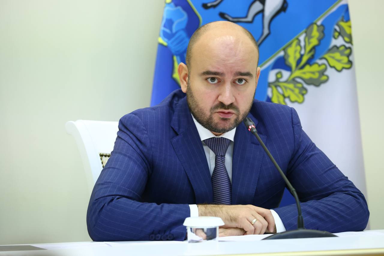 Фото: Кадровые назначения и реформа в сфере градостроительства: Вячеслав Федорищев провел заседание областного Правительства — Портал «НеСлухи.рф» (nesluhi.info) Кадровые назначения и реформа в сфере градостроительства: Вячеслав Федорищев провел заседание областного Правительства — Портал «НеСлухи.рф» (nesluhi.info)