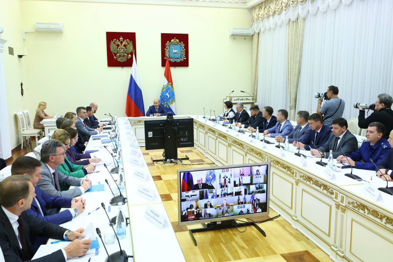 Фото: Кадровые назначения и реформа в сфере градостроительства: Вячеслав Федорищев провел заседание областного Правительства — Портал «НеСлухи.рф» (nesluhi.info) Кадровые назначения и реформа в сфере градостроительства: Вячеслав Федорищев провел заседание областного Правительства — Портал «НеСлухи.рф» (nesluhi.info)