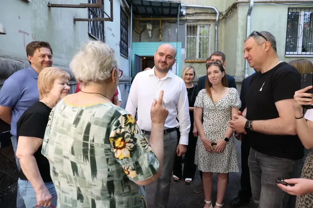 Фото: Вячеслав Федорищев провел объезд Самары — Портал «НеСлухи.рф» (nesluhi.info) Вячеслав Федорищев провел объезд Самары — Портал «НеСлухи.рф» (nesluhi.info)