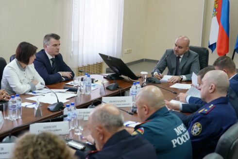 Фото: Вячеслав Федорищев поручил в два раза увеличить количество ярмарок в регионе — Портал «НеСлухи.рф» (nesluhi.info) Вячеслав Федорищев поручил в два раза увеличить количество ярмарок в регионе — Портал «НеСлухи.рф» (nesluhi.info)