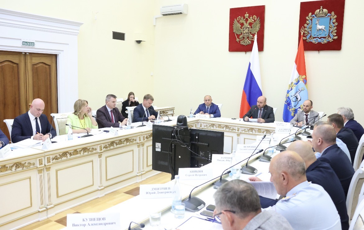 Вячеслав Федорищев поручил организовать работу по сопровождению каждой пострадавшей семьи от атак БПЛА — Портал «НеСлухи.рф» (nesluhi.info)
